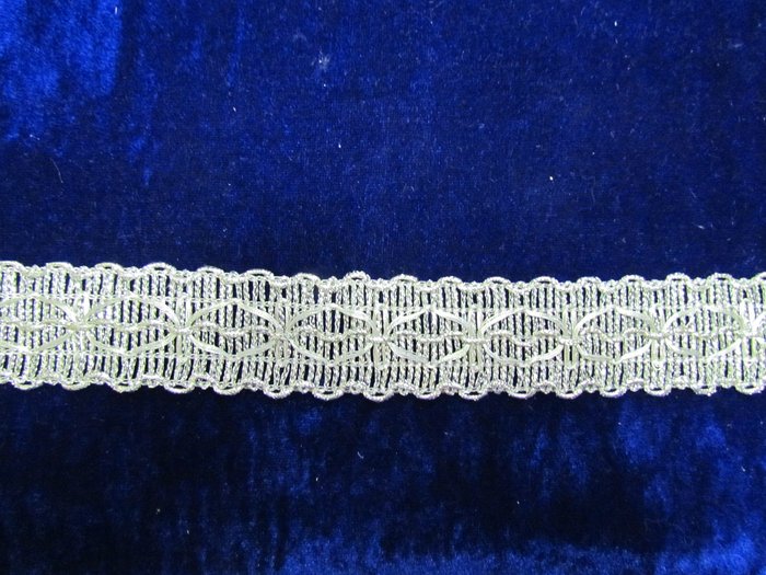 Тесьма серебро 70