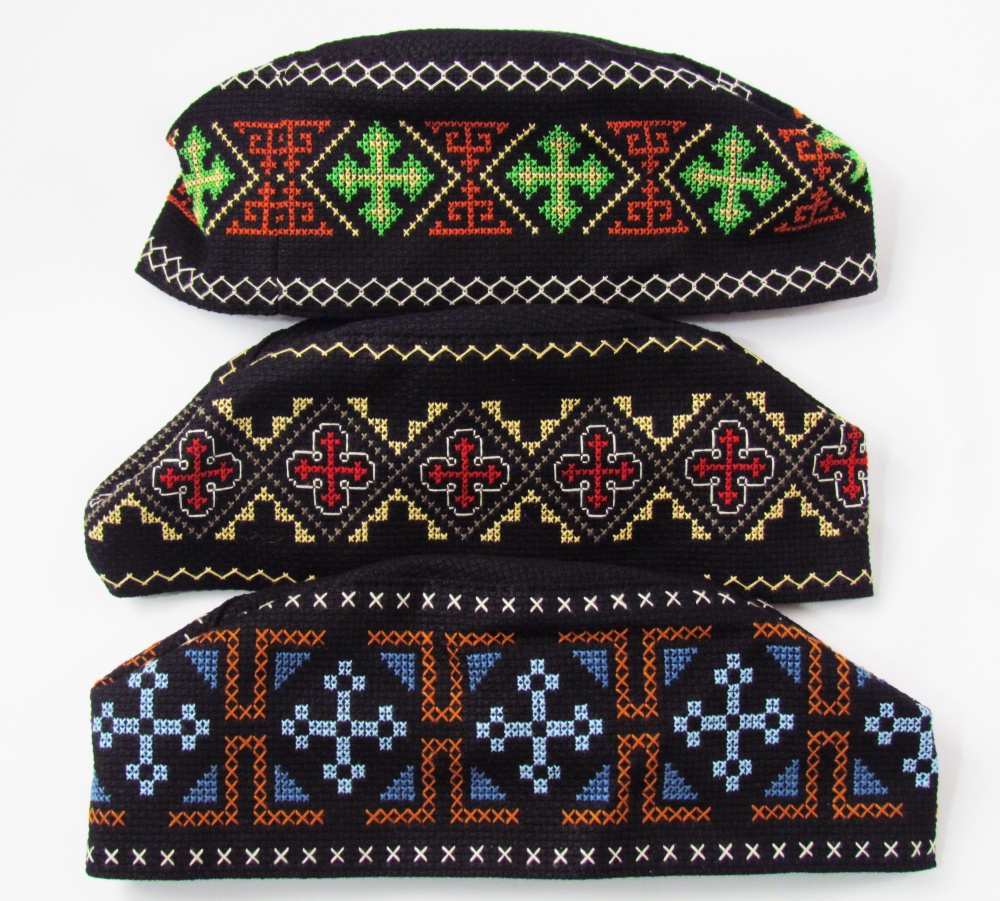 Скуфья греческая с цветной вышивкой КРЕСТ