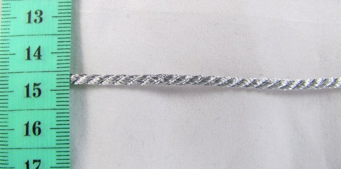 Шнур серебро, 3 мм, арт d1032, витой, 33 м в упаковке