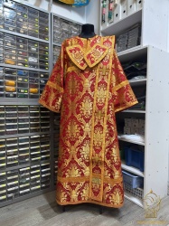 Диаконский стихарь, шелк, красный с золотом.