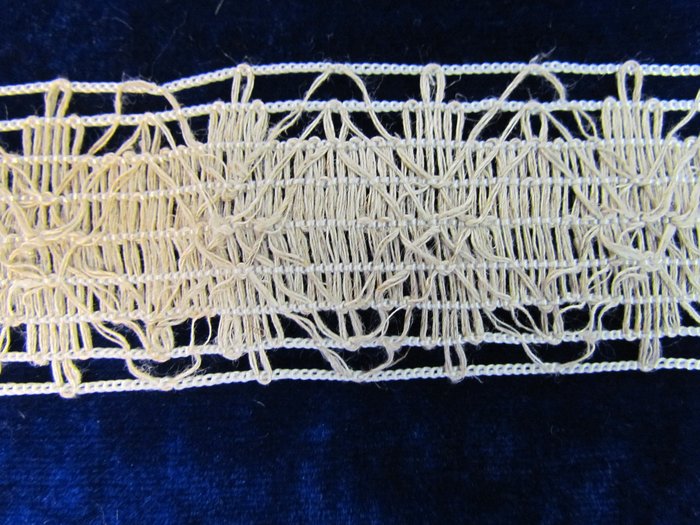 Кружево 2, льняное