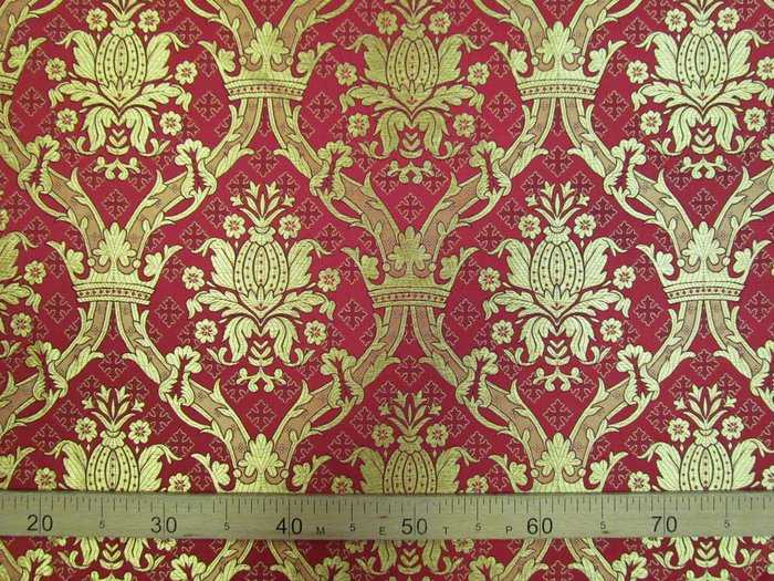 Шелк КОРОНА НОВАЯ, красная с золотом, шир. 150 см, Рахманово