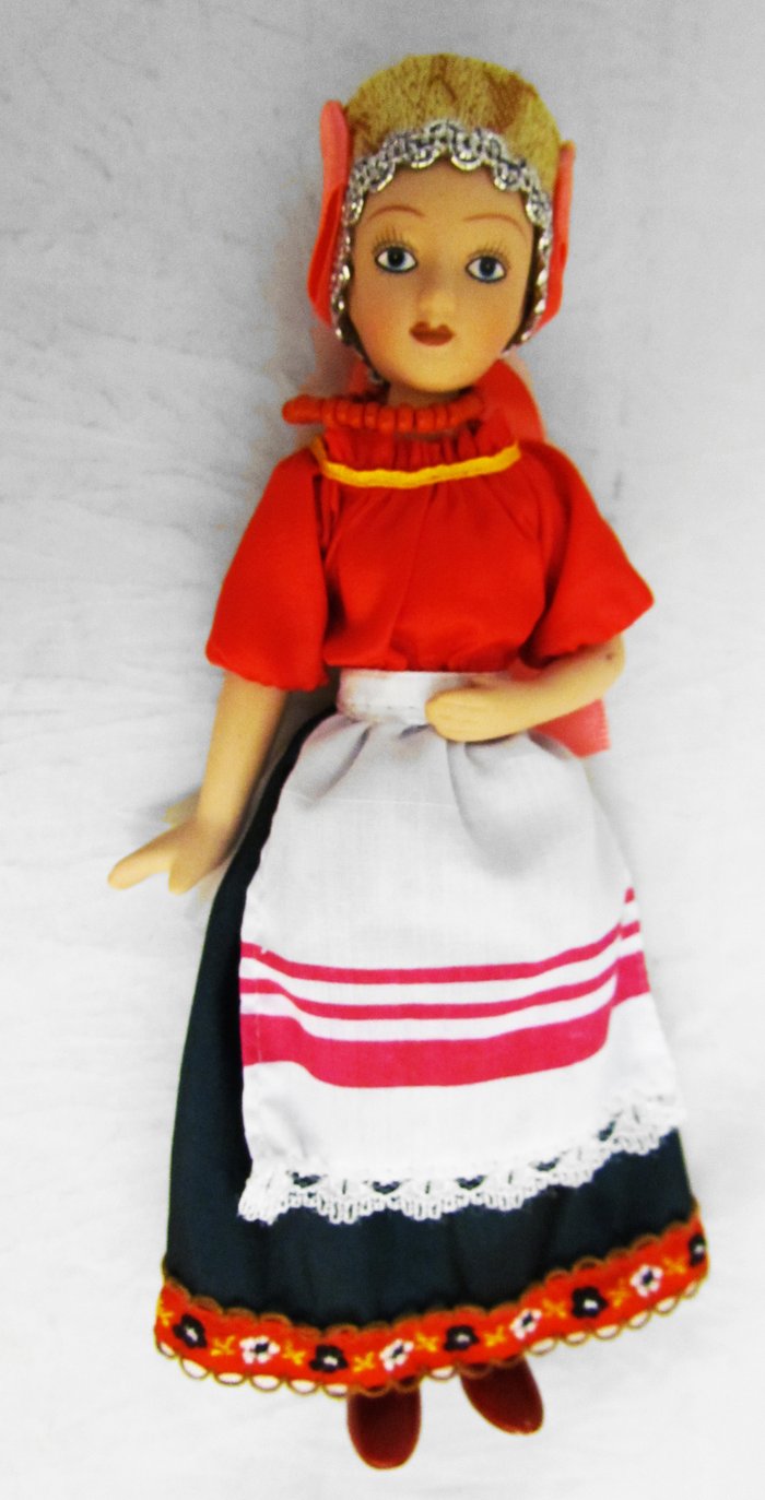 Кукла Народная традиция, ручная работа, фарфор, текстиль