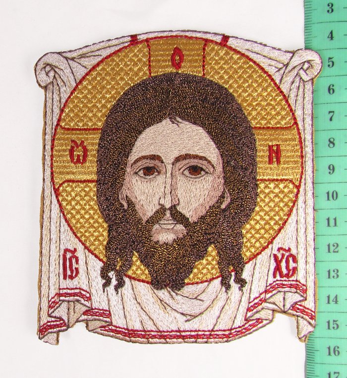 Икона Спас Нерукотворный. на убрусе, высота 12 см, вышитая