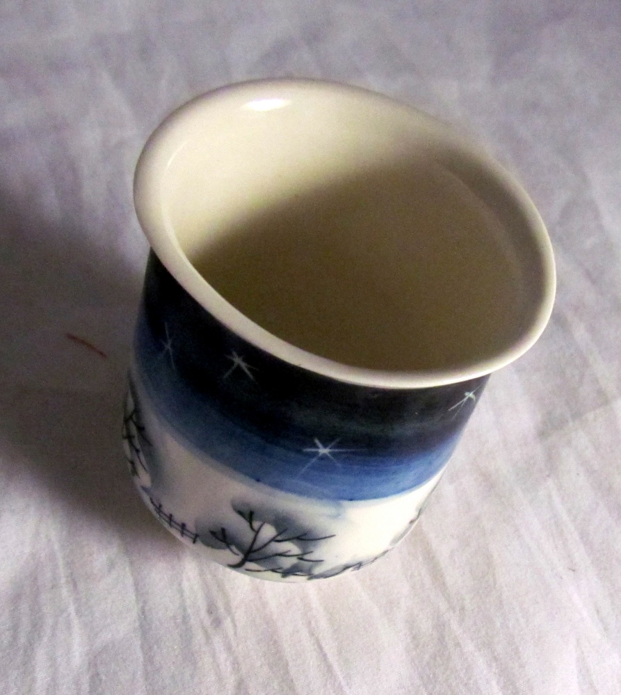 Чашка (рюмка) Деревня зимой керамика, ручная роспись