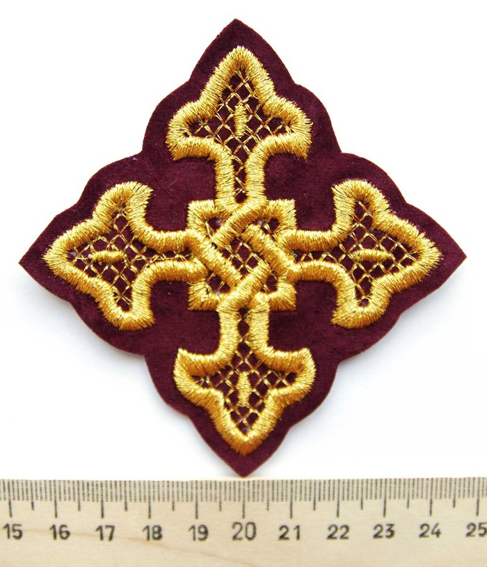 Крест 3 ВЯЗАНЫЙ, бордо с золотом,8-9 см