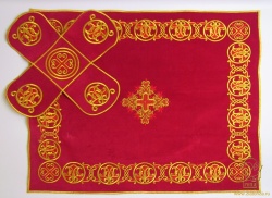 Покровцы бархат, вышитые, красные с золотом