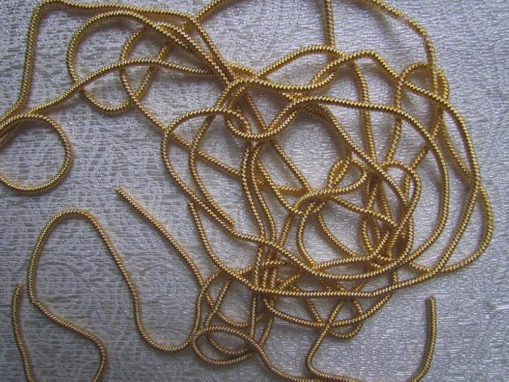 Канитель 40К золото, шир. 2 мм, Спагетти