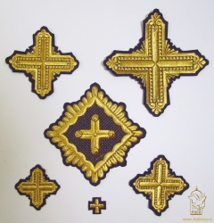 Набор крестов, иерейский, КВАДРАТ, фиолетовый с золотом, 14 шт Набор крестов, иерейский, КВАДРАТ, фиолетовый с золотом, 14 шт