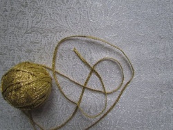 Шнур отделочный 2 мм, золотой, плоский