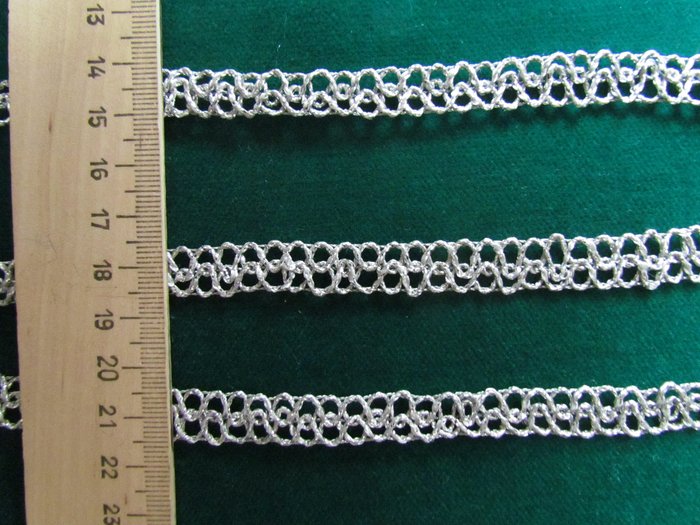 Тесьма ПЕТЕЛЬКА, серебро (20 м моток)