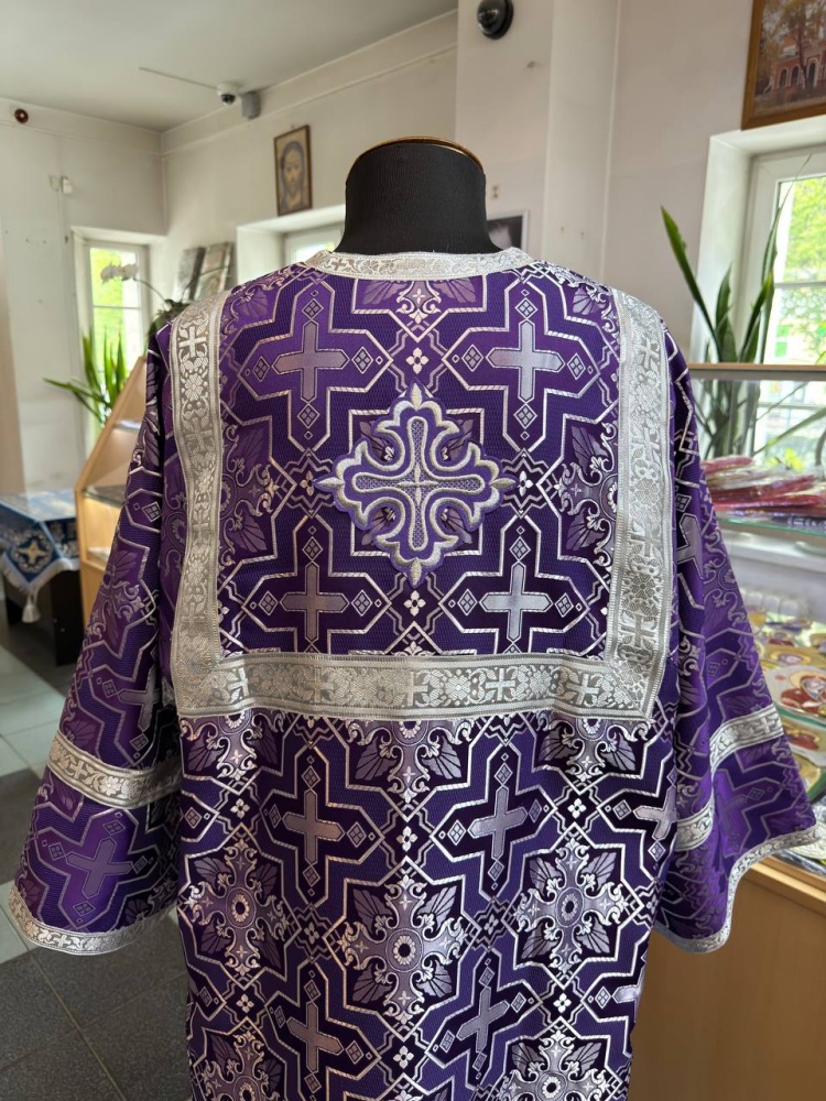 Стихарь алтарный, шелк, фиолетовый с серебром.