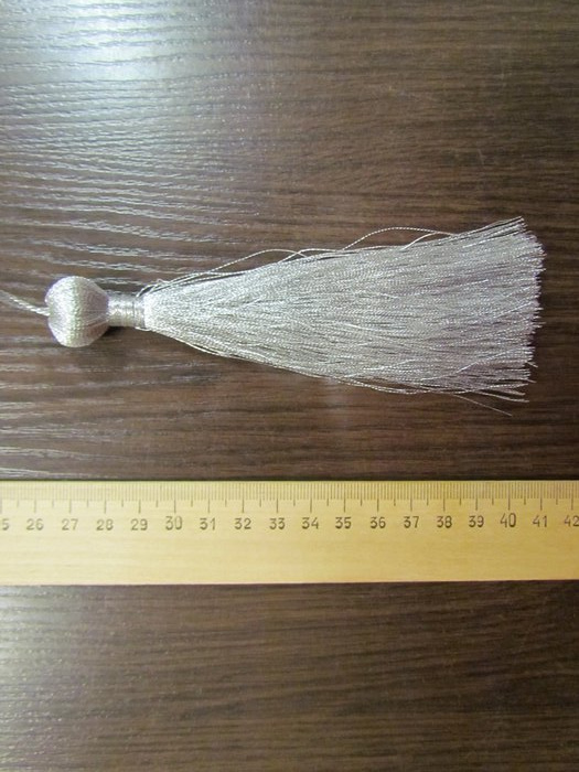 Кисть декоративная, серебро, длина 14-15 см, макушка - шар