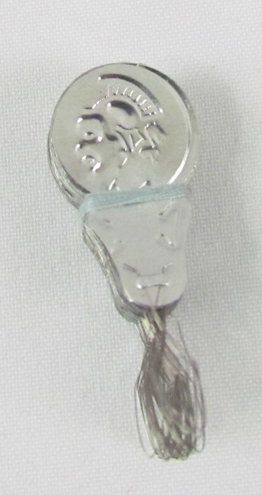 Нитковдеватель металлический