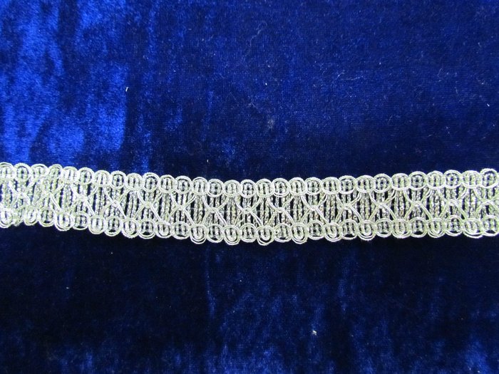 Тесьма серебро 47