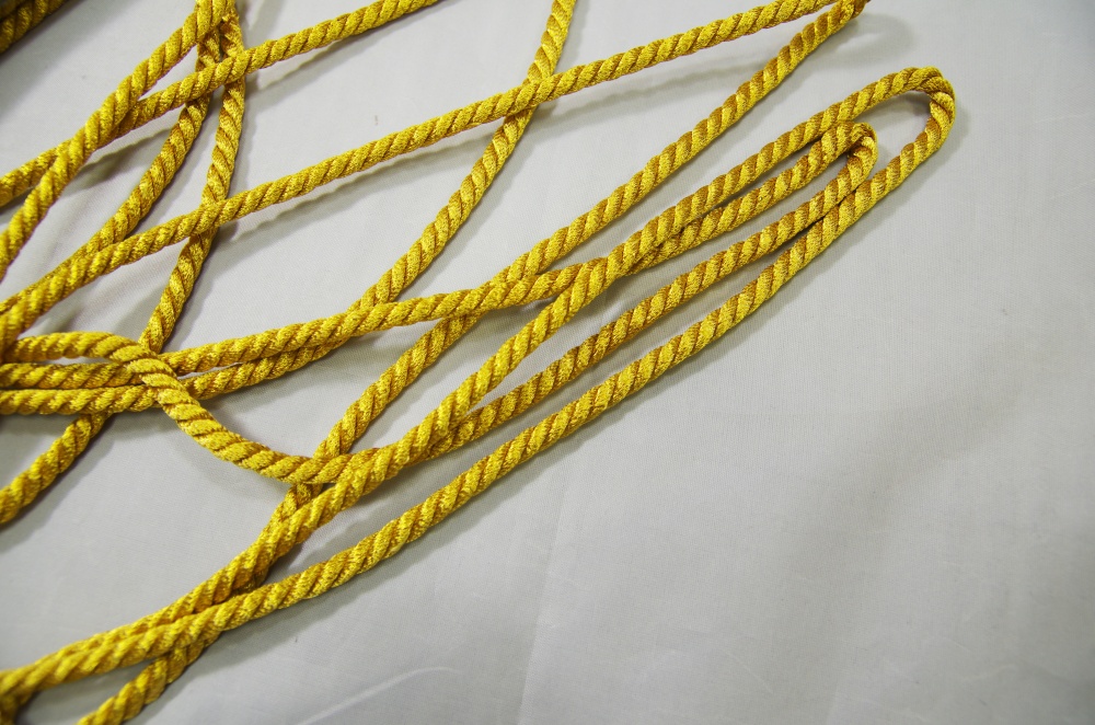 Шнур золото, 6 мм, арт d1036, витой, 33 м в упаковке