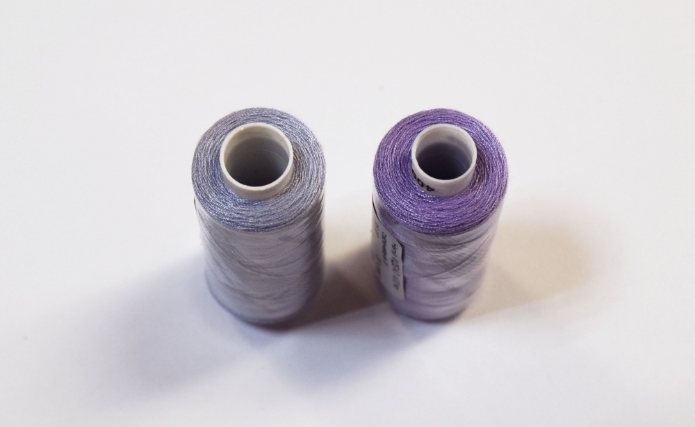 Нитки ИДЕАЛ 400 яр. сиреневые