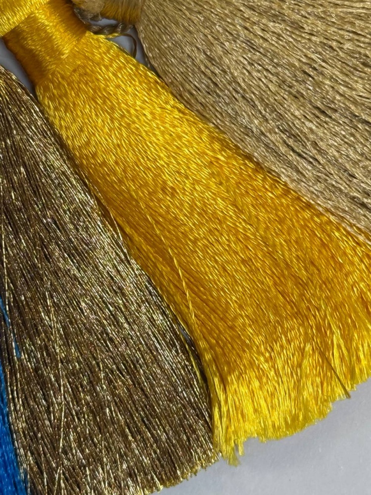 Кисть желтая 5 см