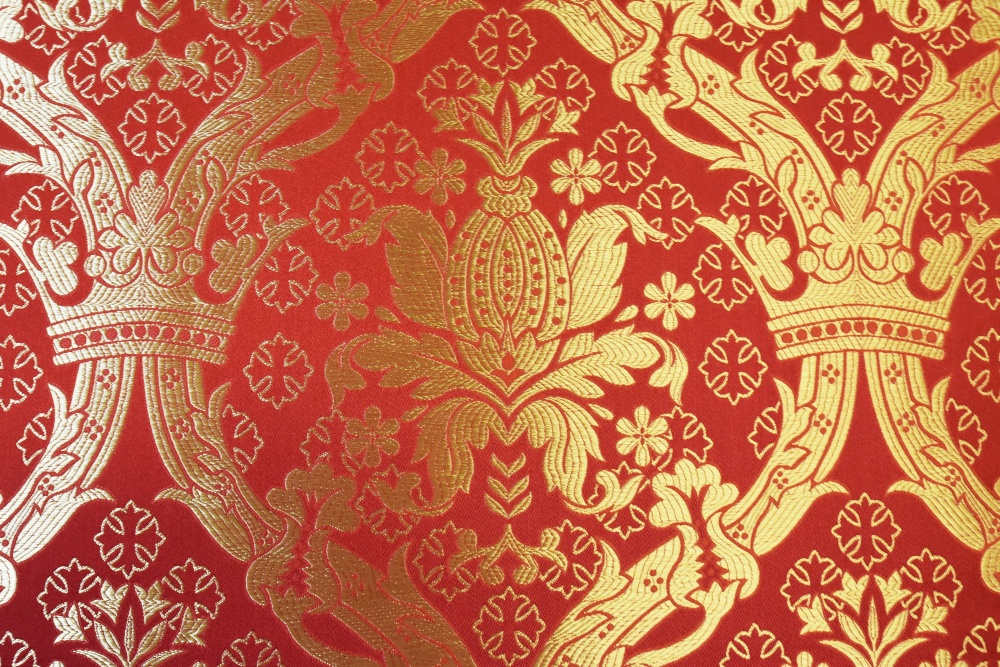 Шелк КОРОНА (ИЕРУСАЛИМ), красный с золотом, шир. 160 см